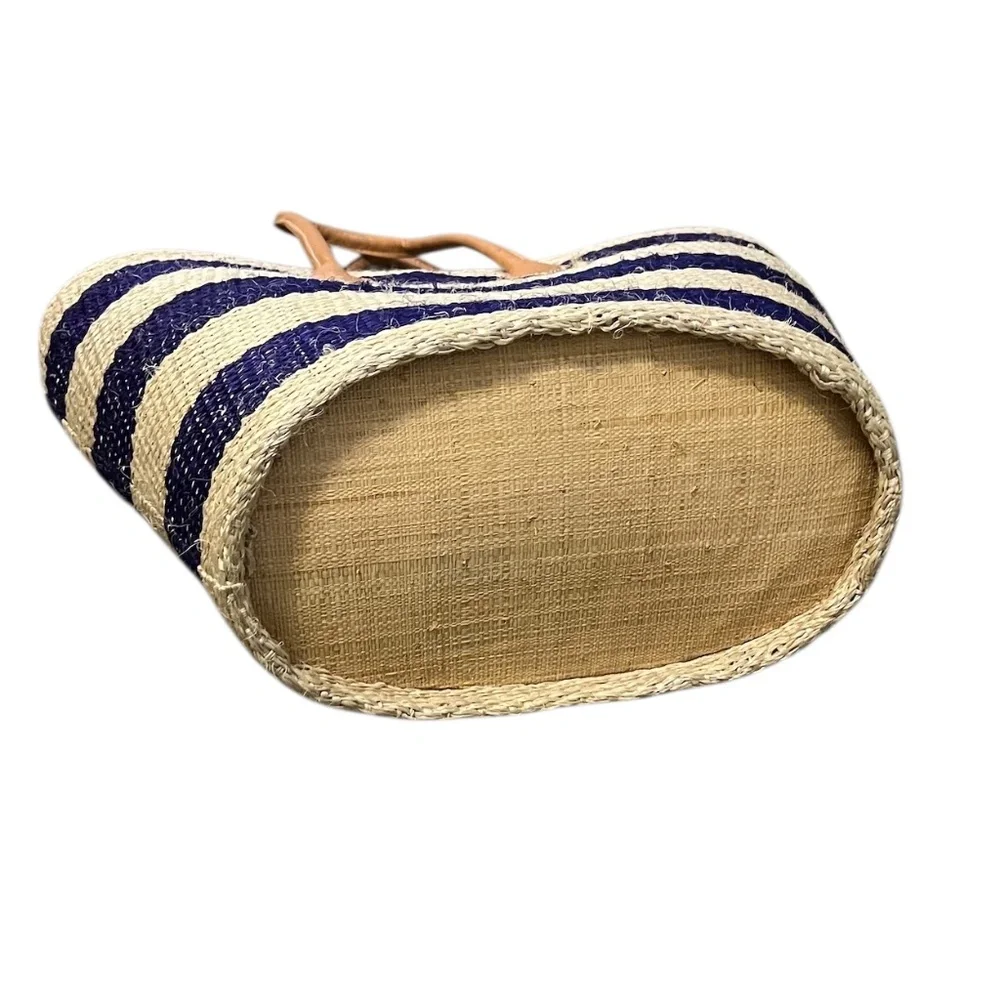NWOT Straw Studios Large Striped Straw Women's Tote Bag.
